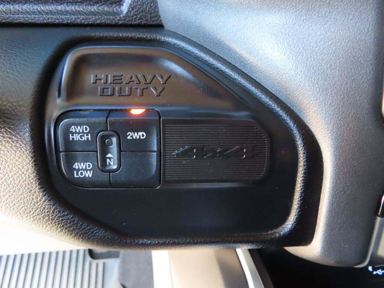 Used 2020 RAM 2500 Big Horn w/ Level 2 Equipment Group AWD/4WD image 35
