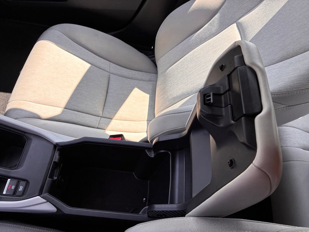 Used 2023 Honda Accord EX image 38