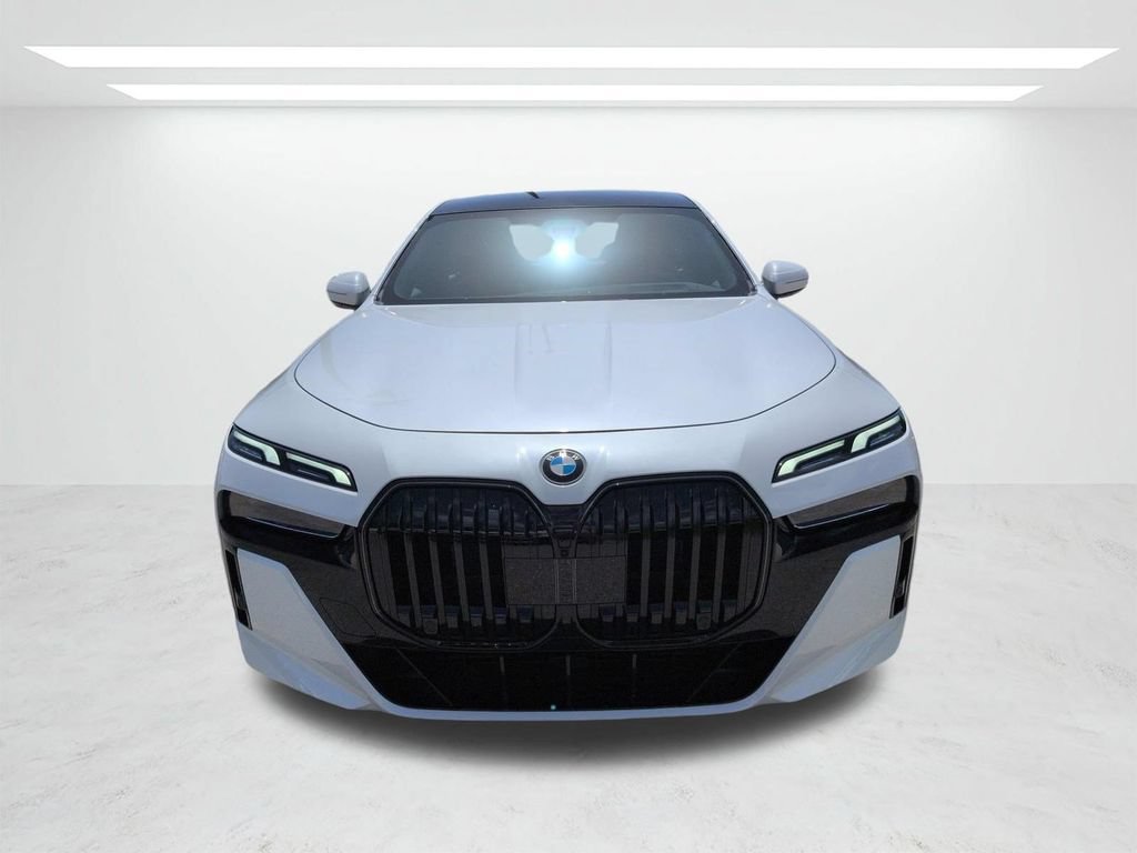New 2026 BMW 740i xDrive AWD/4WD image 9