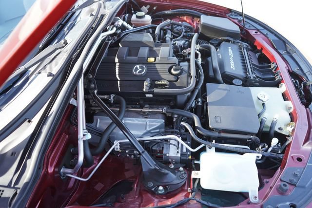 Used 2006 MAZDA MX-5 Miata Sport w/ Appearance Pkg RWD image 78