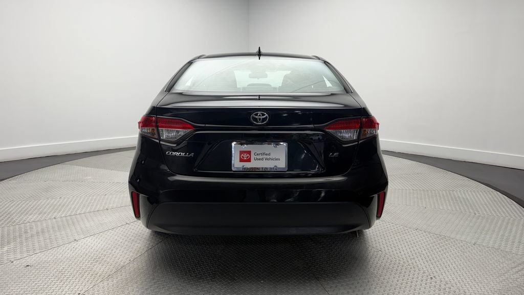 Used 2023 Toyota Corolla LE FWD image 28