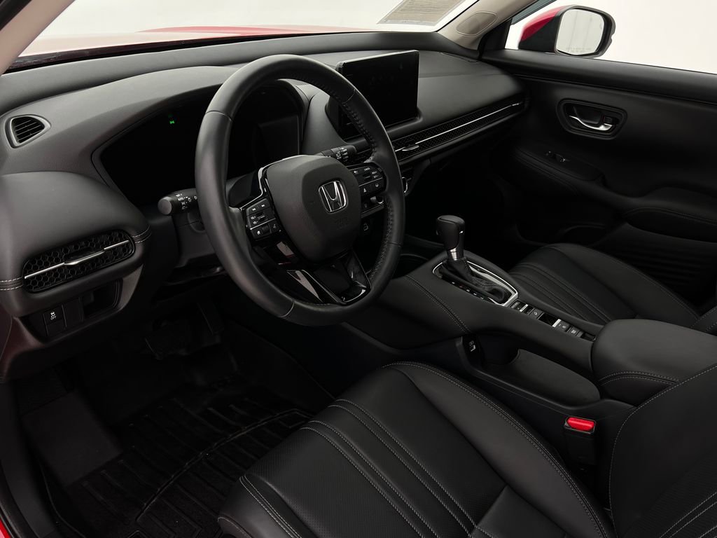 Used 2023 Honda HR-V EX-L image 12