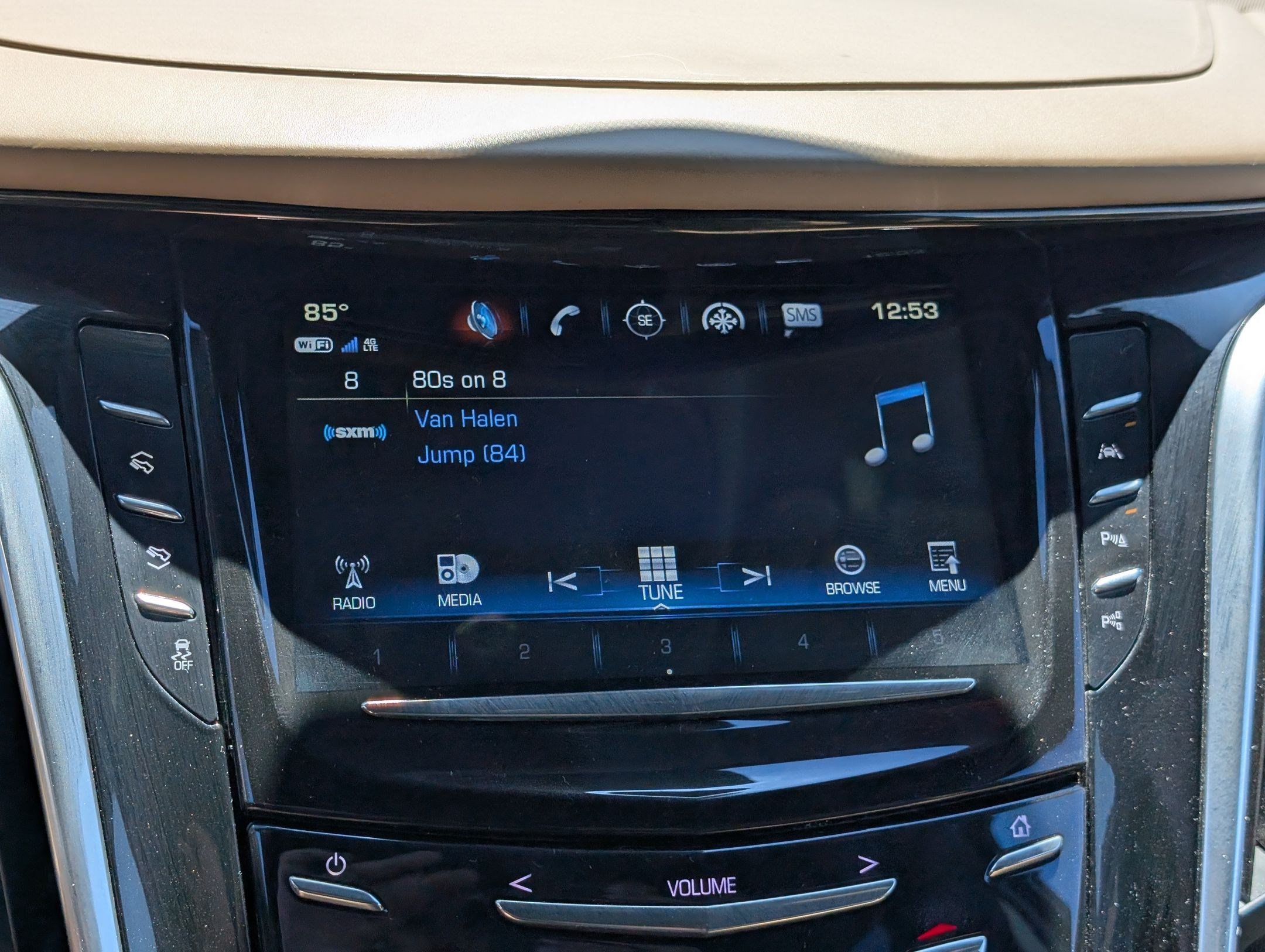 Certified 2020 Cadillac Escalade Platinum AWD/4WD image 20
