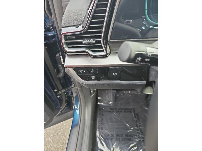 New 2025 Kia Sportage EX image 38