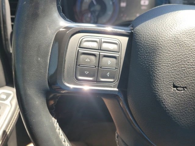 Used 2022 RAM 2500 Limited AWD/4WD image 17