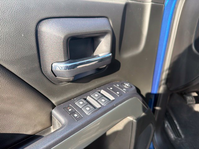 Used 2018 Chevrolet Silverado 1500 LT w/ All Star Edition AWD/4WD image 12