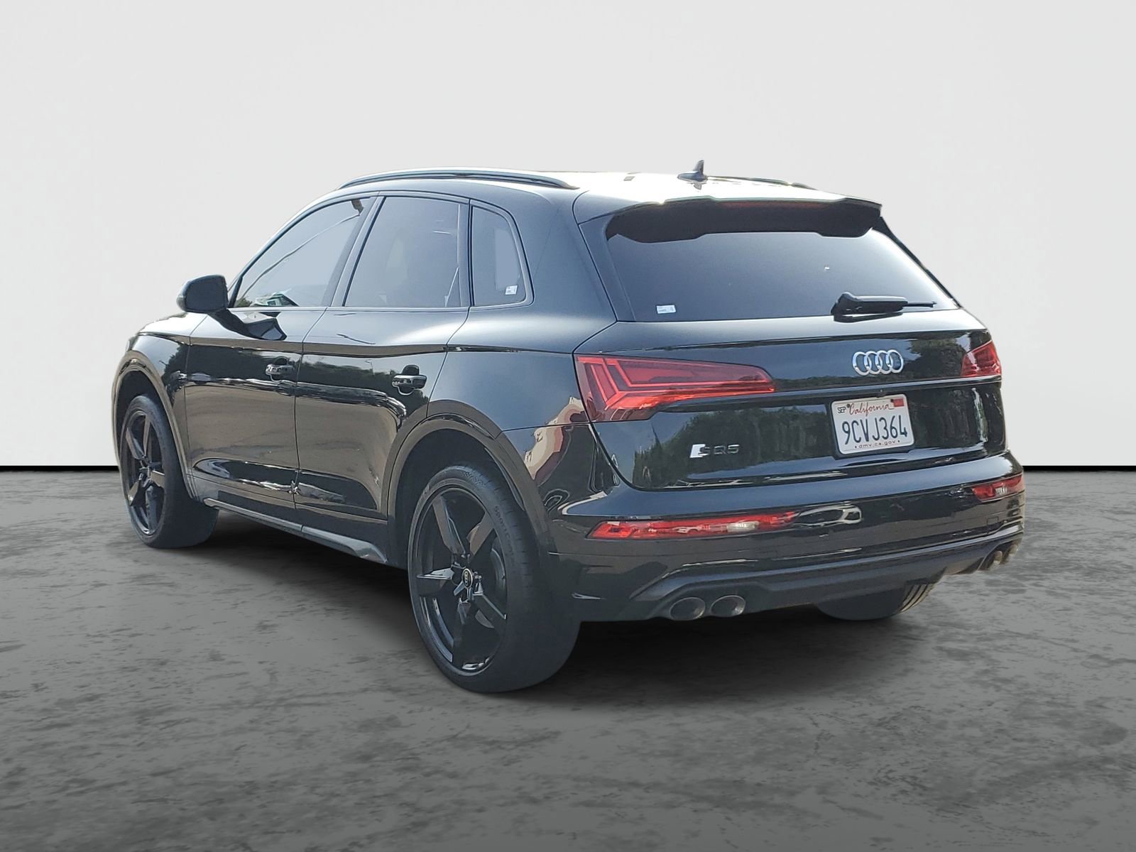 Used 2022 Audi SQ5 Premium Plus w/ Premium Plus Package image 3