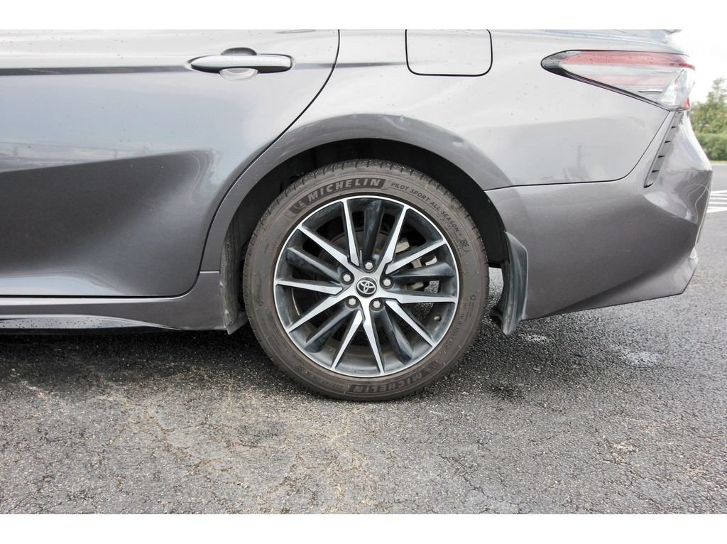 Used 2024 Toyota Camry SE FWD image 32