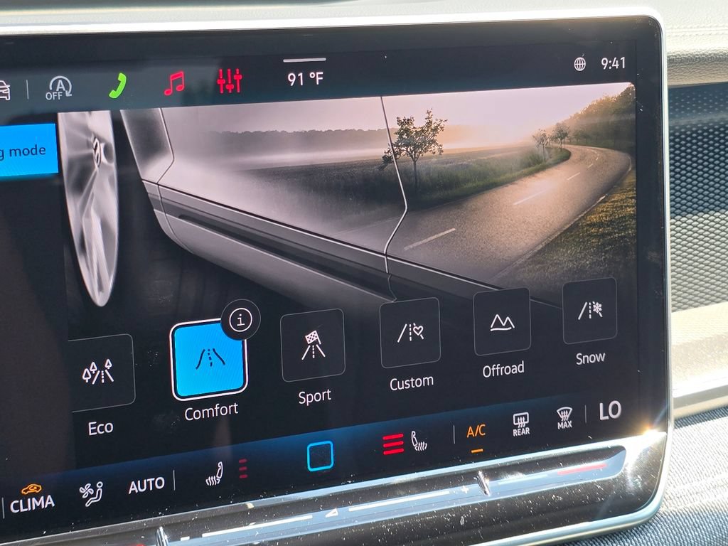 New 2026 Volkswagen Tiguan S AWD/4WD image 6