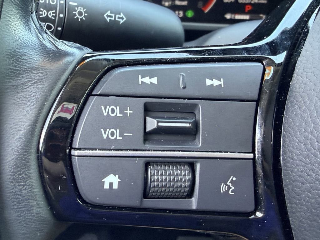 Used 2023 Honda CR-V EX-L image 31