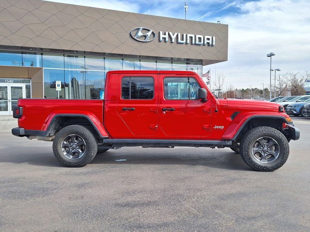 Used 2021 Jeep Gladiator Overland w/ Popular Equipment Package AWD/4WD image 2
