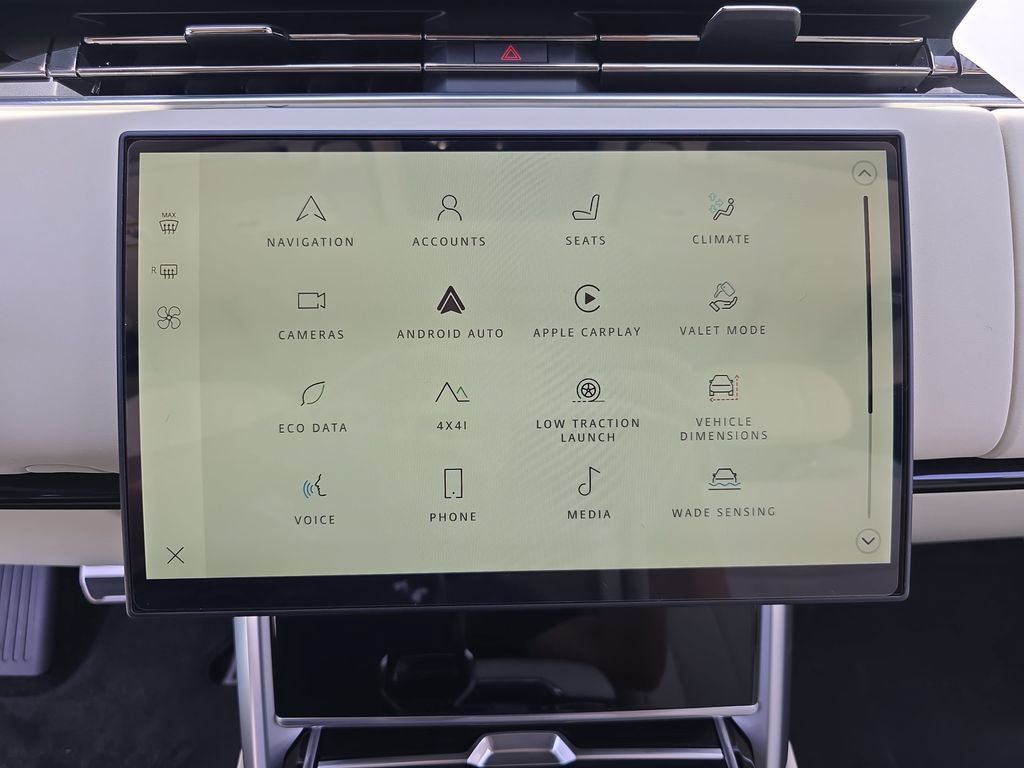New 2026 Land Rover Range Rover SE AWD/4WD image 22