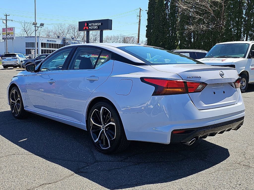 Used 2024 Nissan Altima 2.5 SR image 4