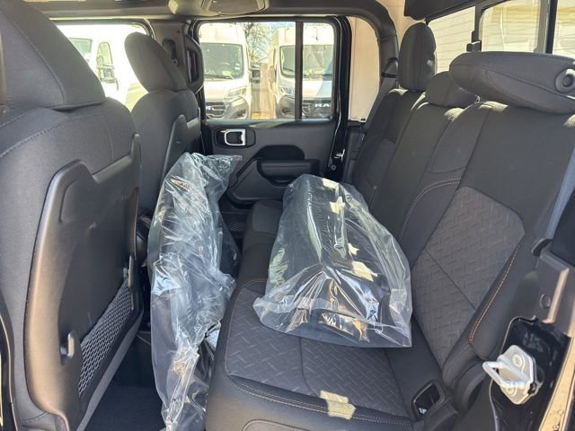 New 2026 Jeep Gladiator Mojave image 11