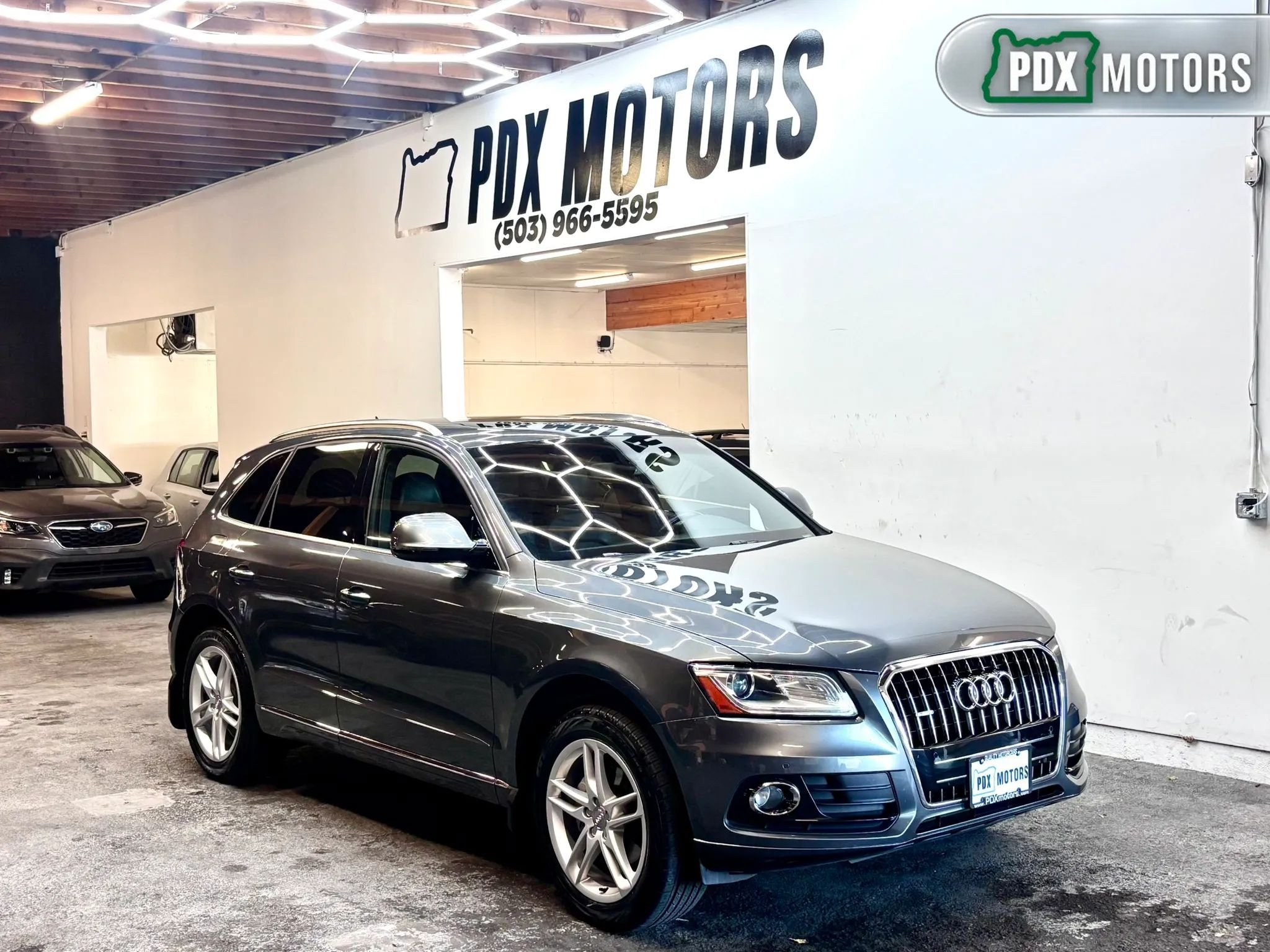 Used 2016 Audi Q5 2.0T Premium Plus w/ Technology Package AWD/4WD image 1