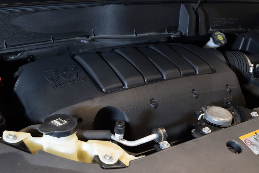 Used 2017 Chevrolet Traverse Premier image 37