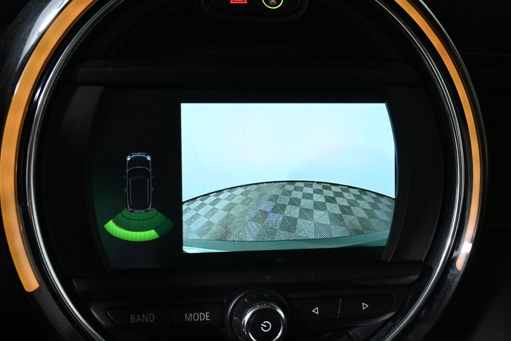 Used 2020 MINI Cooper 2-Door Hardtop image 24