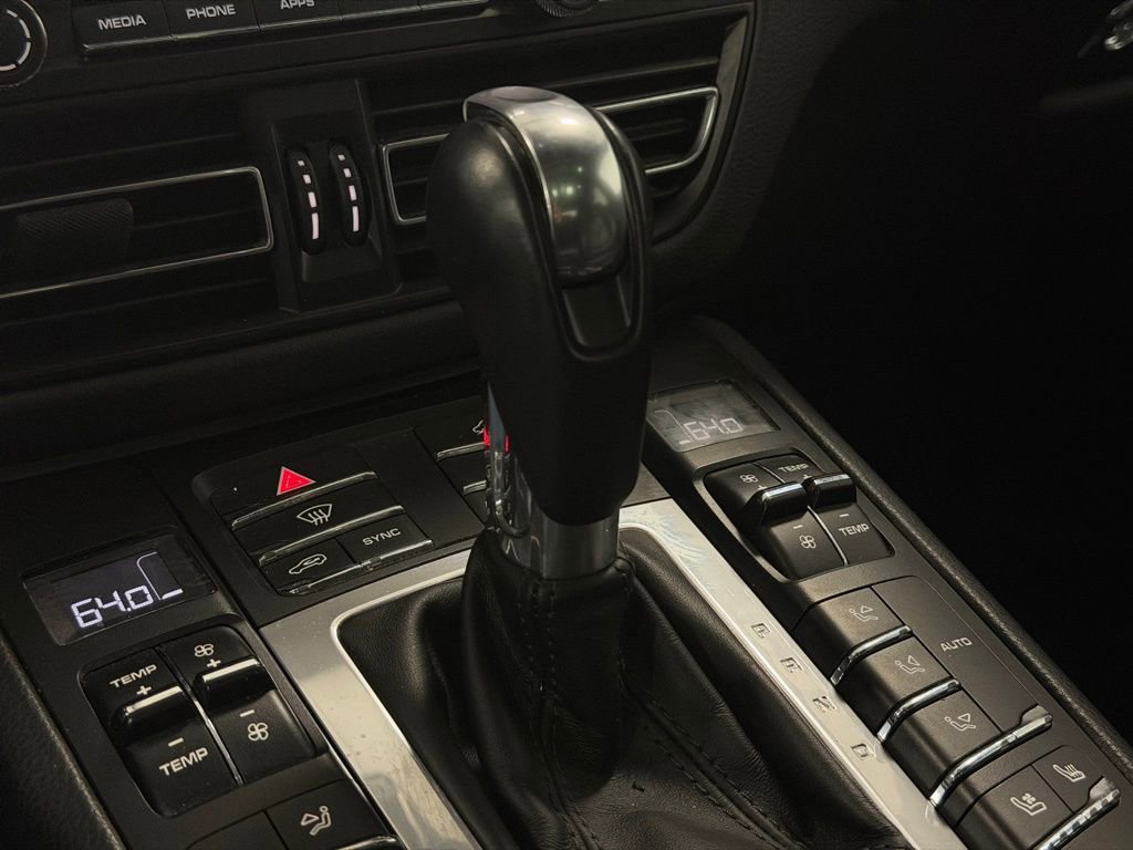 Used 2019 Porsche Macan image 22