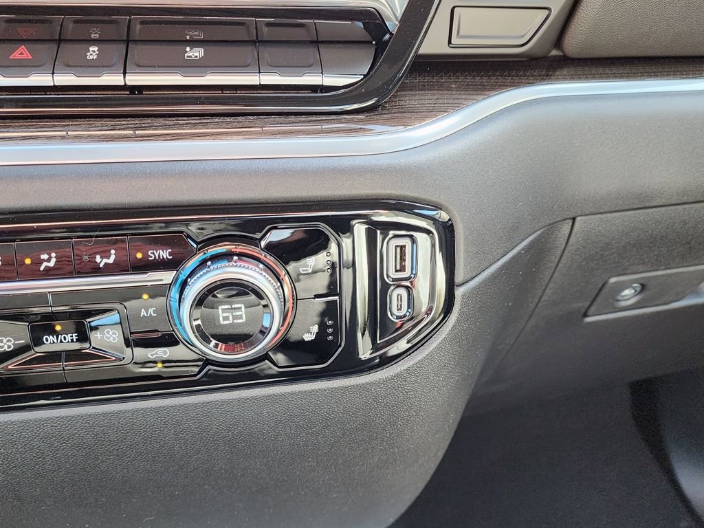 New 2026 GMC Sierra 1500 Elevation image 30