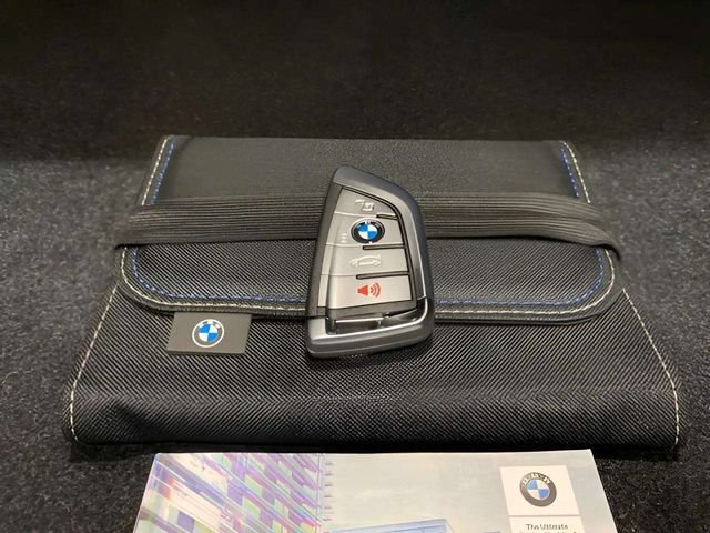Used 2022 BMW 330i Sedan w/ Driving Assistance Package RWD image 87