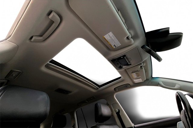 Used 2021 Toyota Land Cruiser image 24