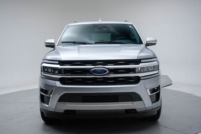 Used 2023 Ford Expedition Limited image 11