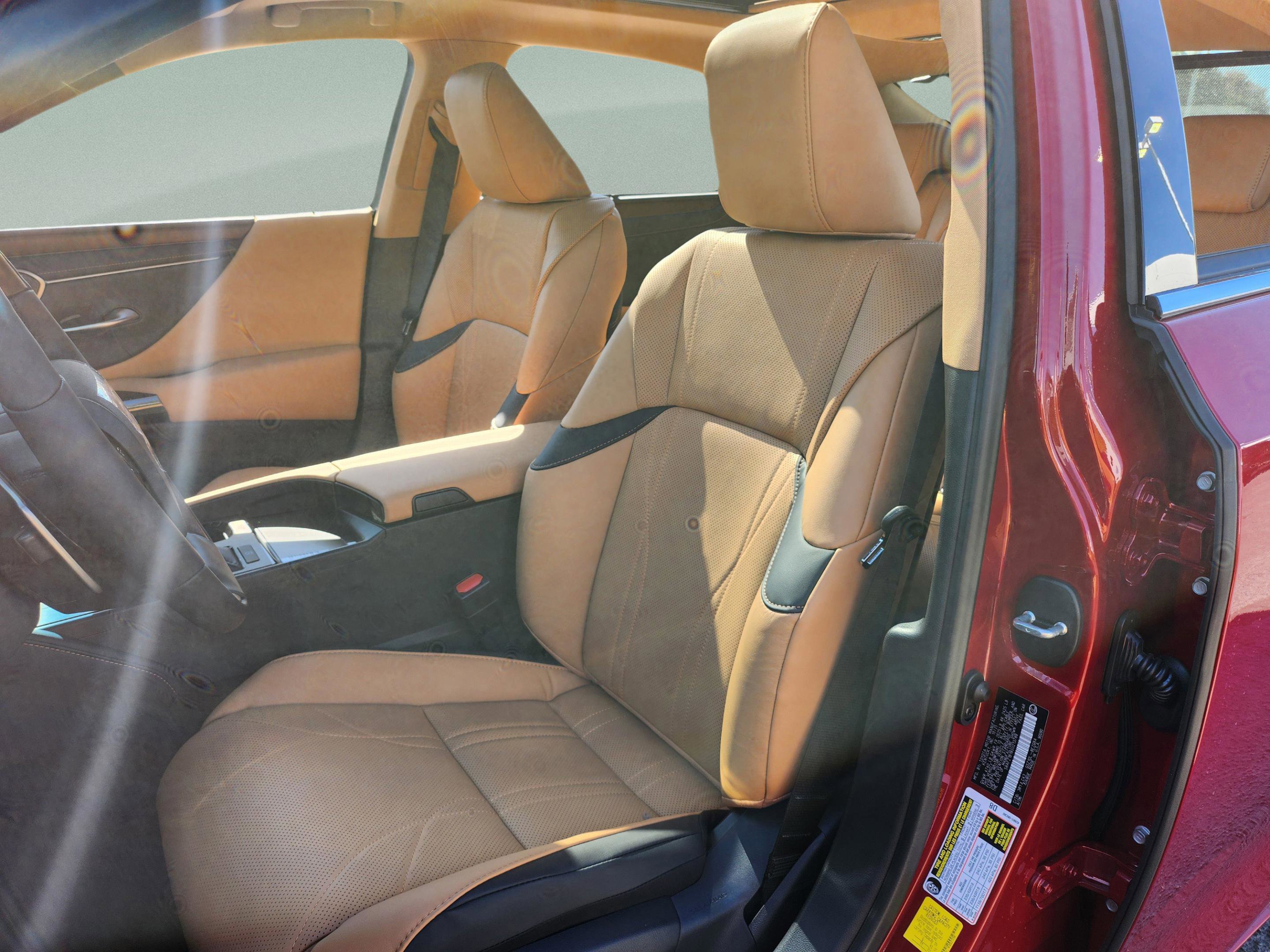 New 2025 Lexus ES 350 Ultra Luxury image 17