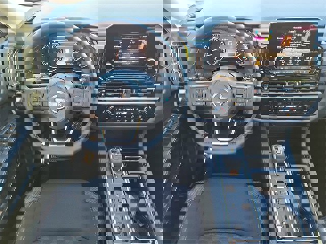 New 2025 Nissan Pathfinder SV w/ Cargo Package image 10