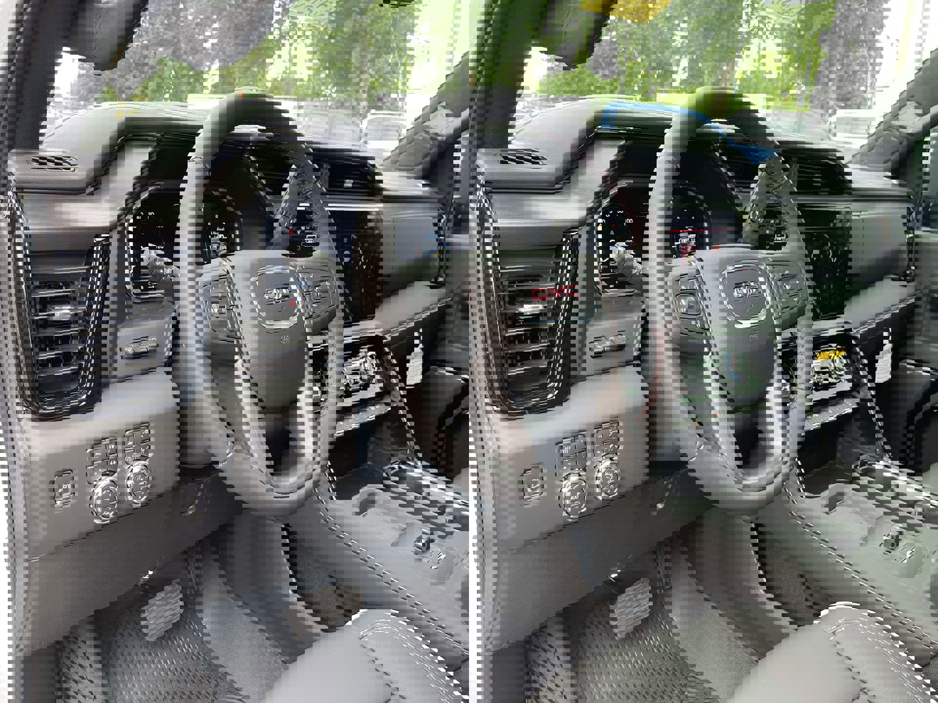 New 2025 GMC Sierra 2500 AT4X w/ AT4X AEV Edition image 46