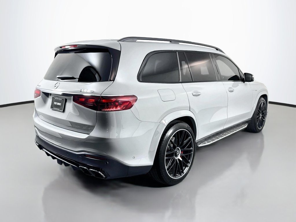 Used 2026 Mercedes-Benz GLS 63 AMG 4MATIC image 9