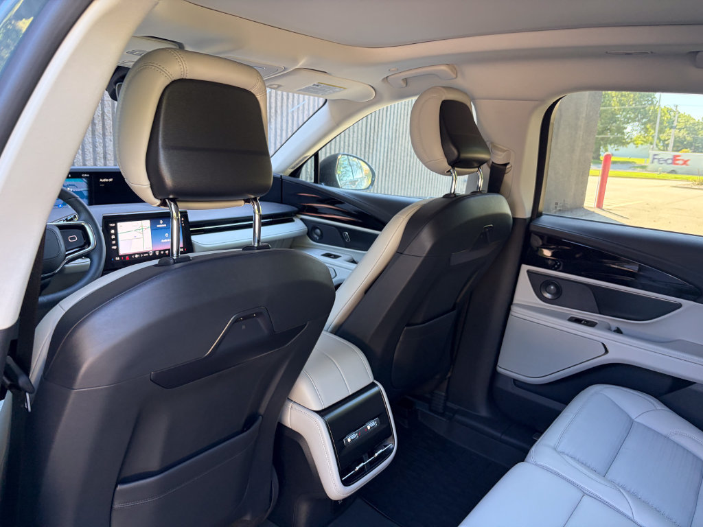 New 2026 Lincoln Nautilus Reserve AWD/4WD image 19