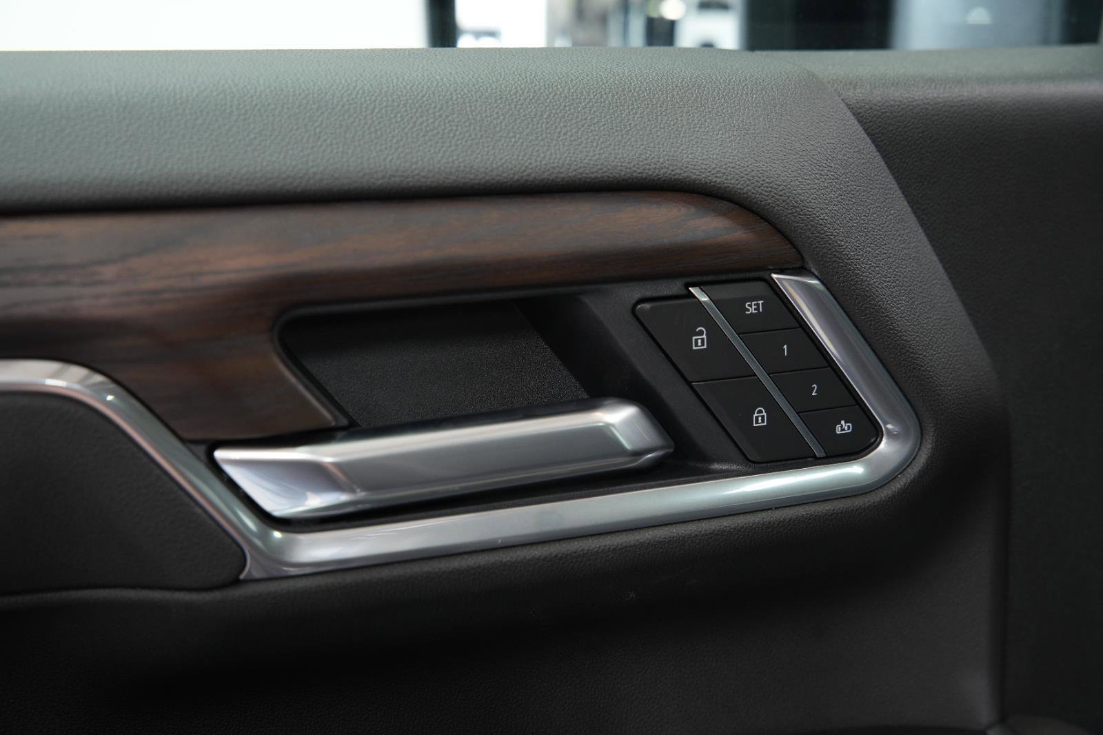 New 2025 GMC Sierra 2500 SLT w/ SLT Premium Package image 22