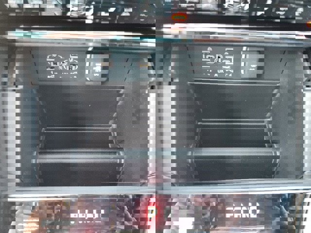 New 2025 Jeep Grand Cherokee L Limited w/ Black Appearance Package image 10