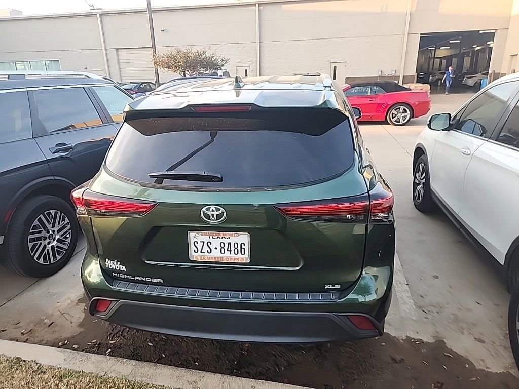 Used 2023 Toyota Highlander L image 22