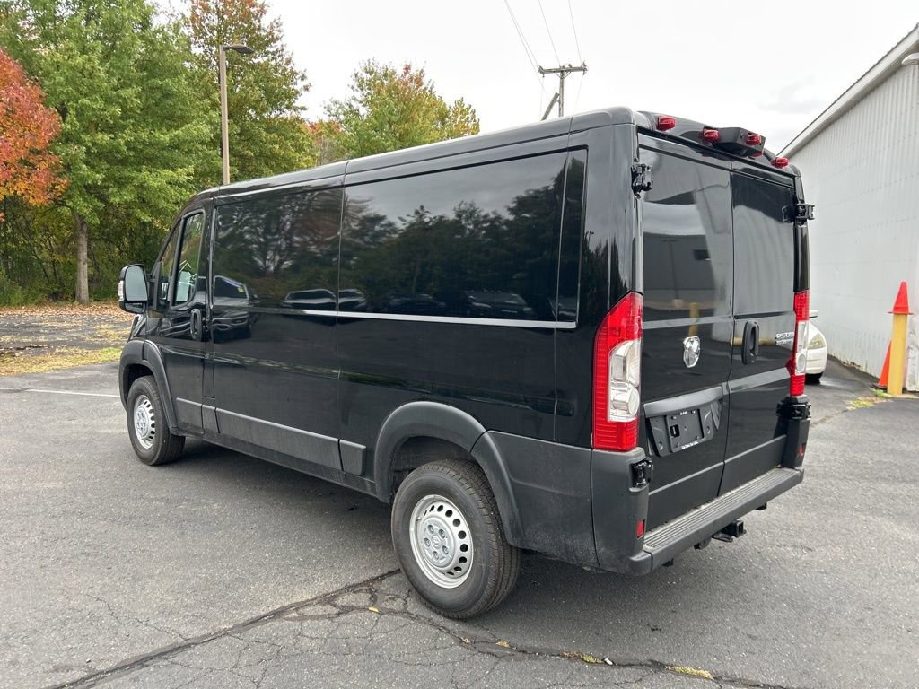New 2026 RAM ProMaster 2500 w/ Convenience Group FWD image 9