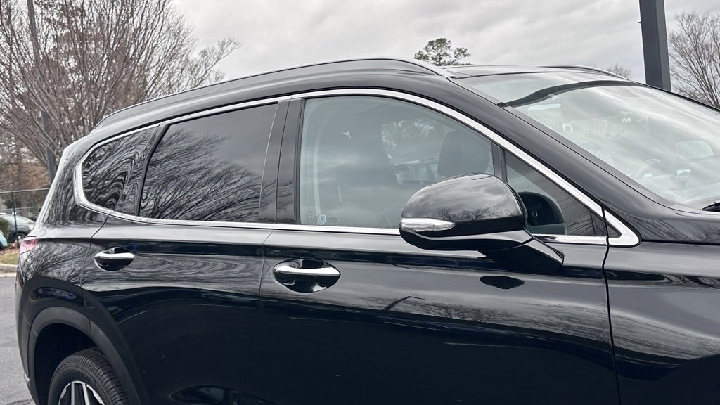 Used 2023 Hyundai Santa Fe SEL Premium image 6