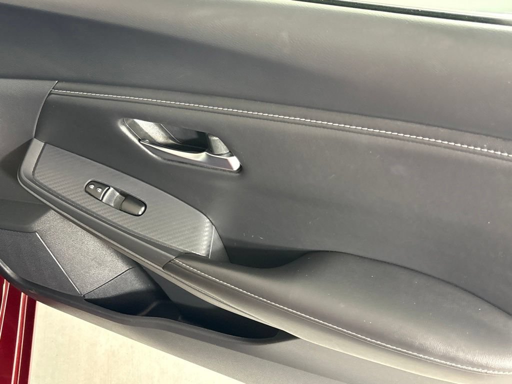 Used 2024 Nissan Sentra SV FWD image 16