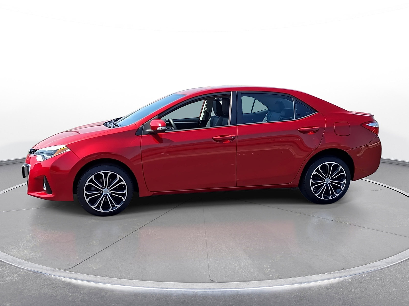 Used 2016 Toyota Corolla S FWD image 4