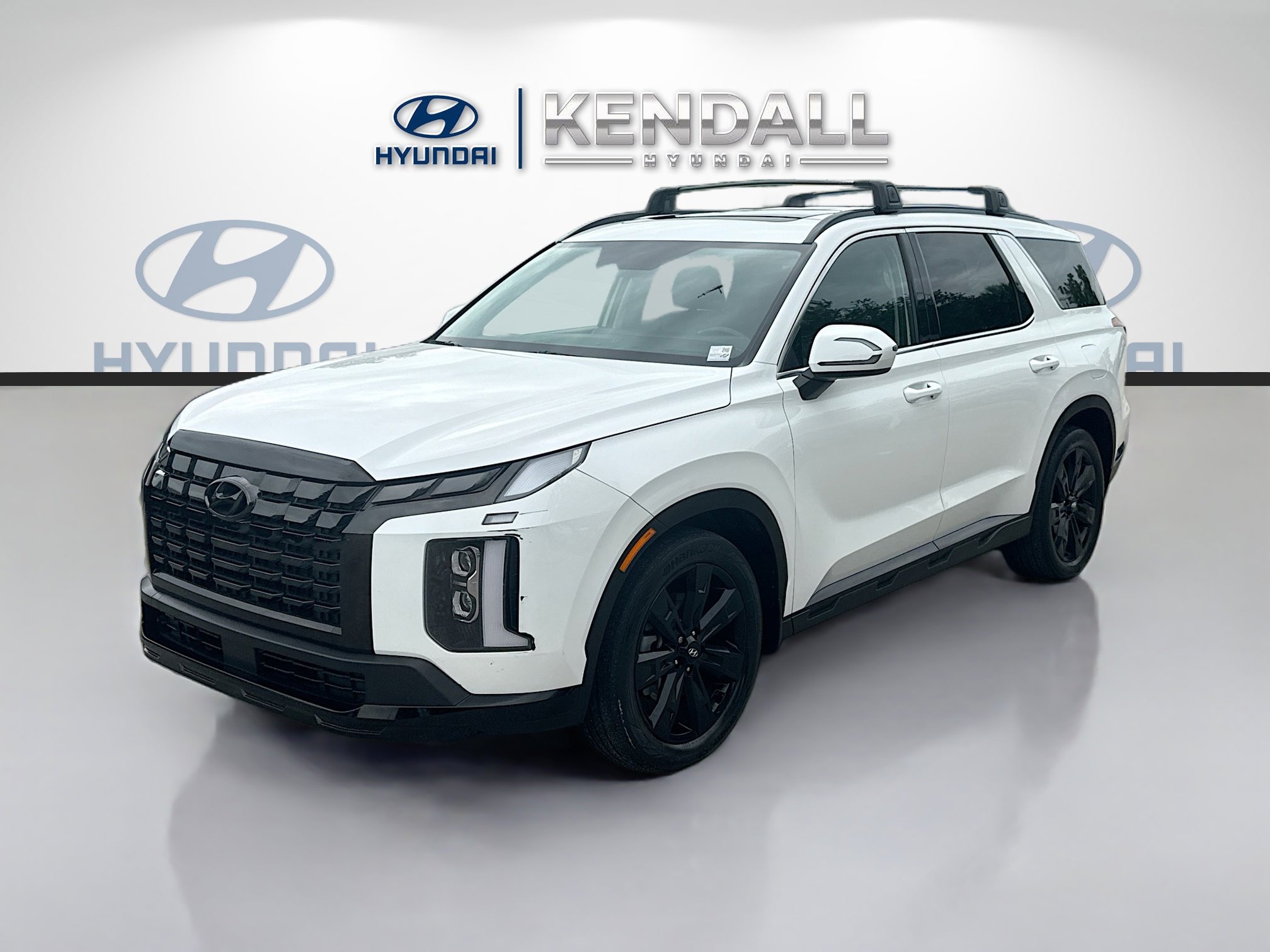 Used 2024 Hyundai Palisade XRT FWD image 3