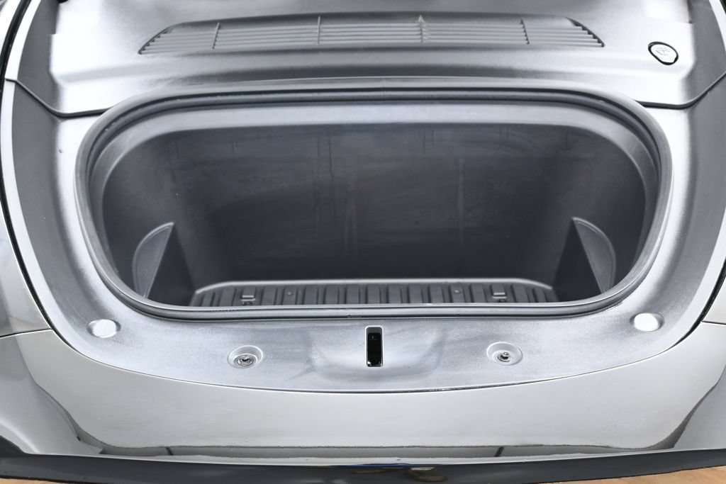 Used 2024 Tesla Model Y Performance AWD/4WD image 43