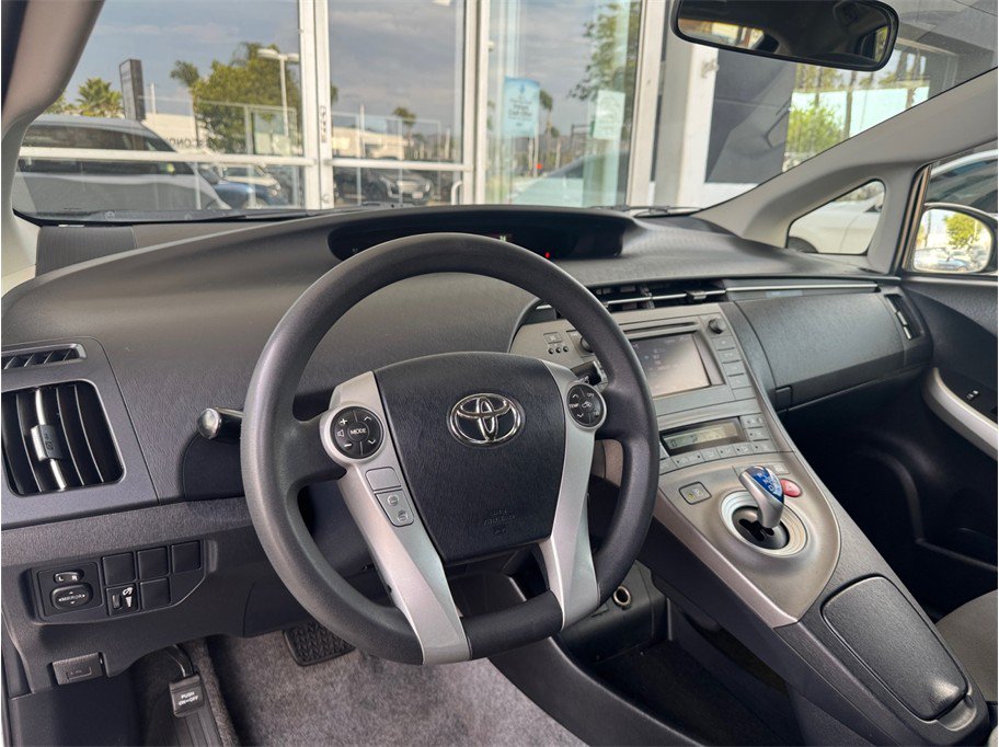 Used 2014 Toyota Prius Two FWD image 22