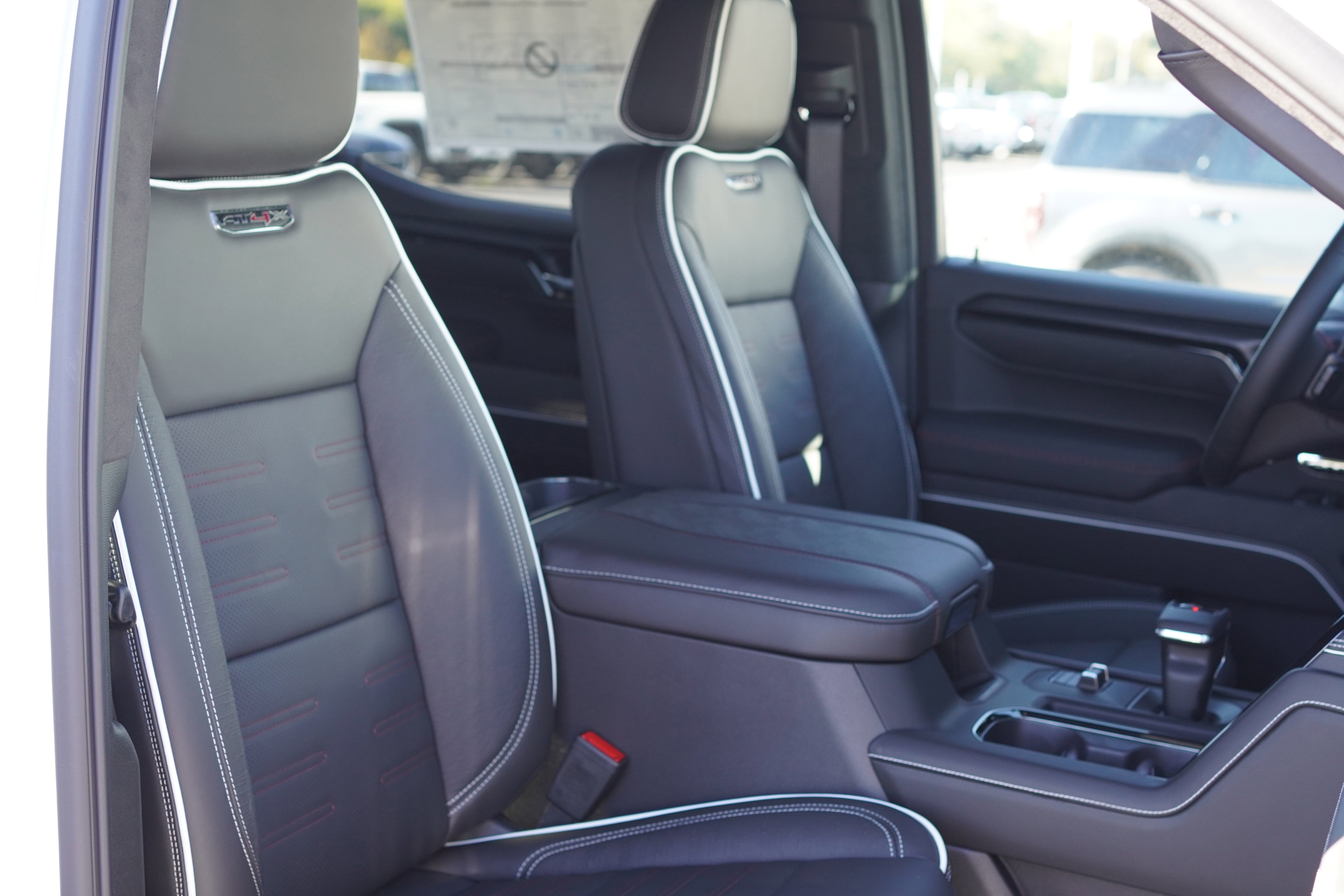 New 2026 GMC Sierra 1500 AT4X AWD/4WD image 23