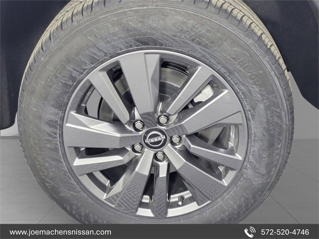 New 2025 Nissan Pathfinder SV w/ Black Appearance Package image 7