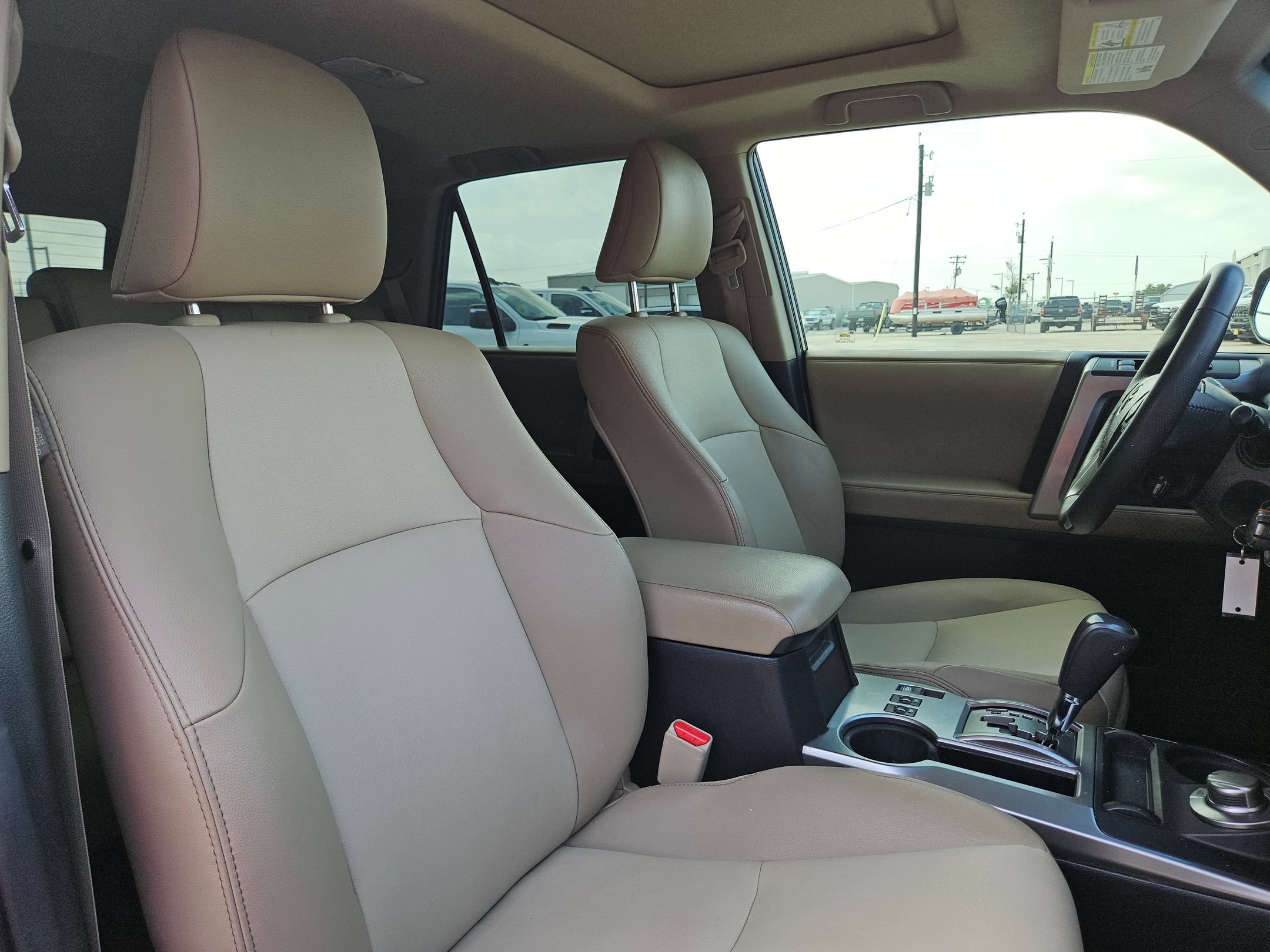 Used 2019 Toyota 4Runner SR5 Premium AWD/4WD image 30