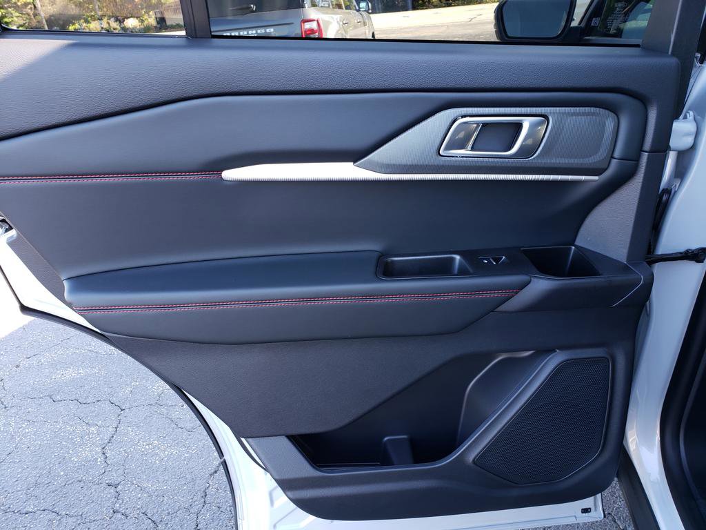 New 2026 Ford Explorer ST-Line image 13