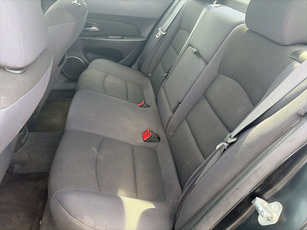 Used 2016 Chevrolet Cruze LT w/ Sun And Sound Package image 12