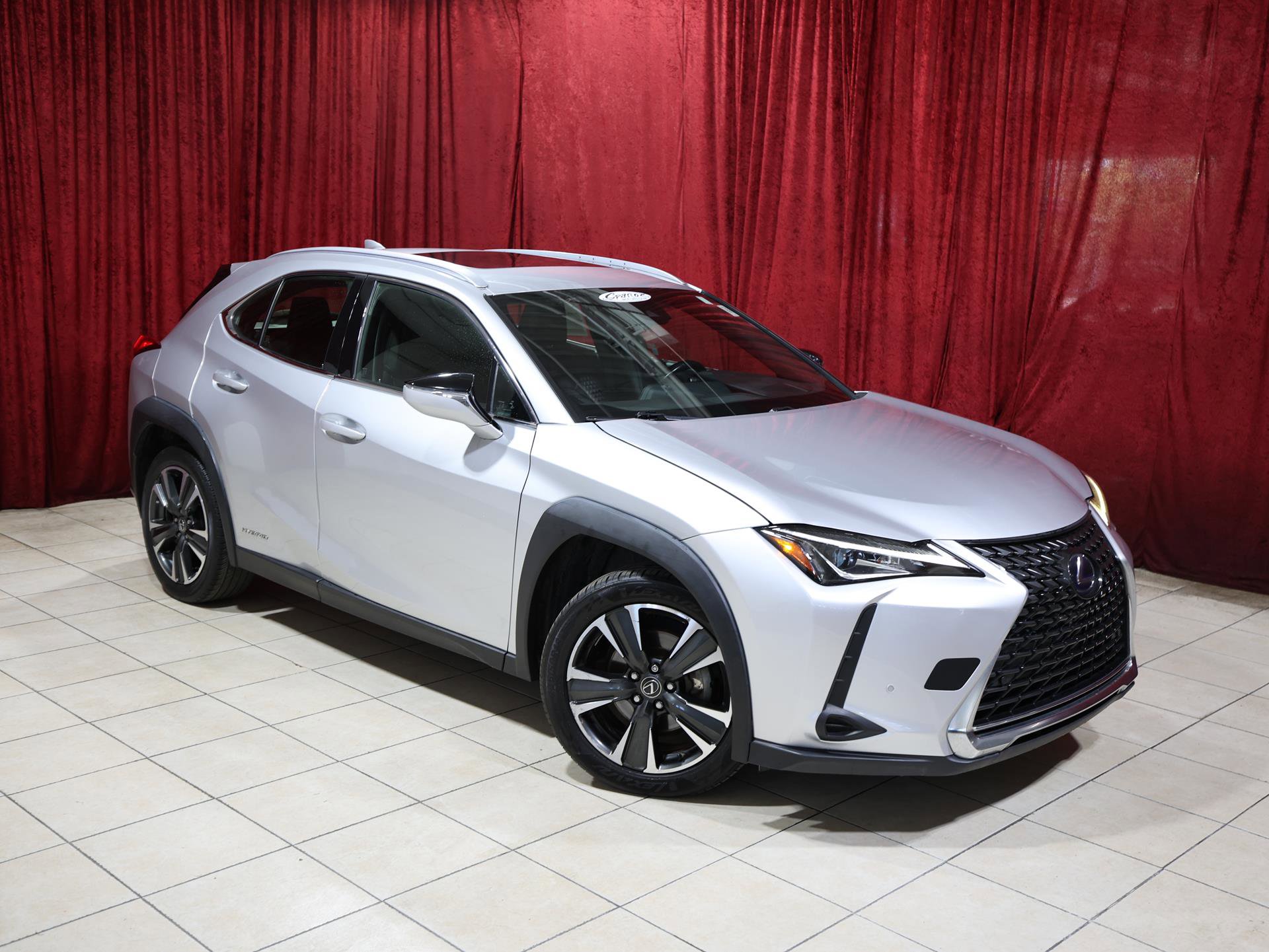 Used 2019 Lexus UX 250h w/ Premium Package AWD/4WD image 2
