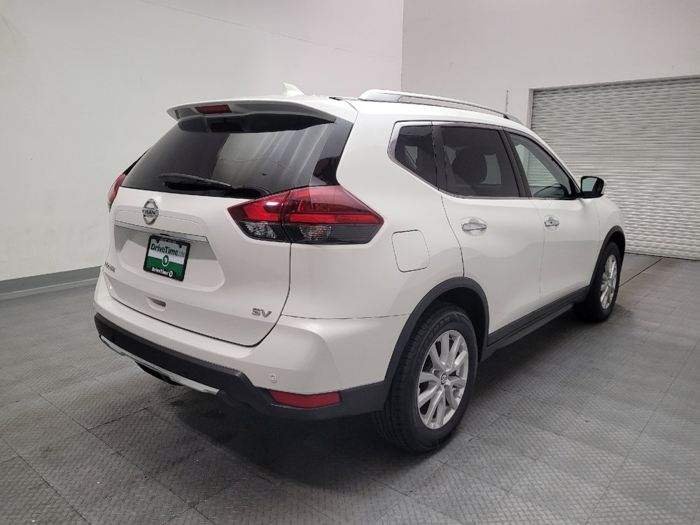 Used 2020 Nissan Rogue SV FWD image 9