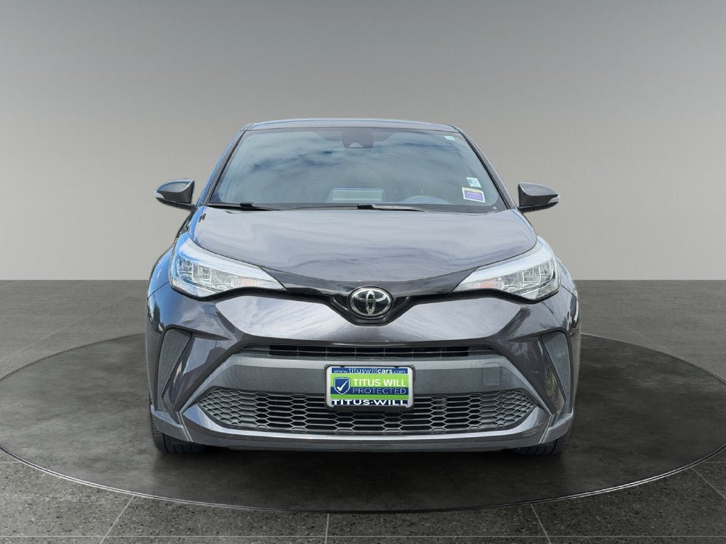 Used 2021 Toyota C-HR XLE FWD image 2