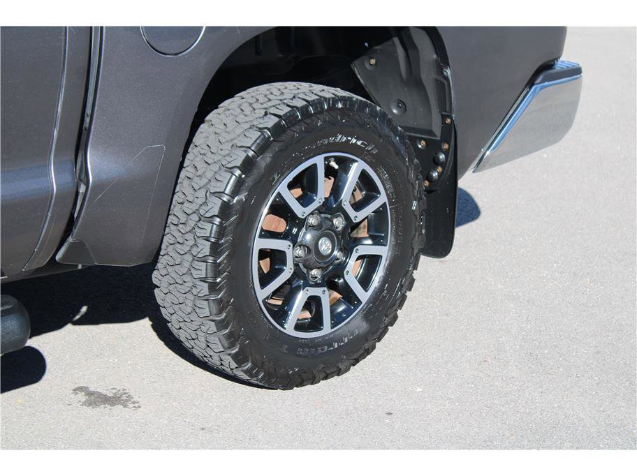 Used 2017 Toyota Tundra SR5 w/ TRD Off Road Package image 6